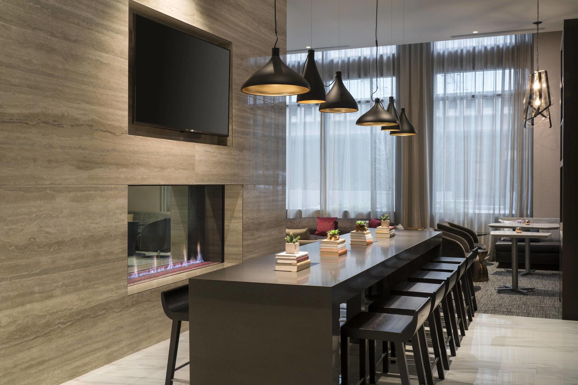 Hotel By Marriott St. Paul Downtown 3*