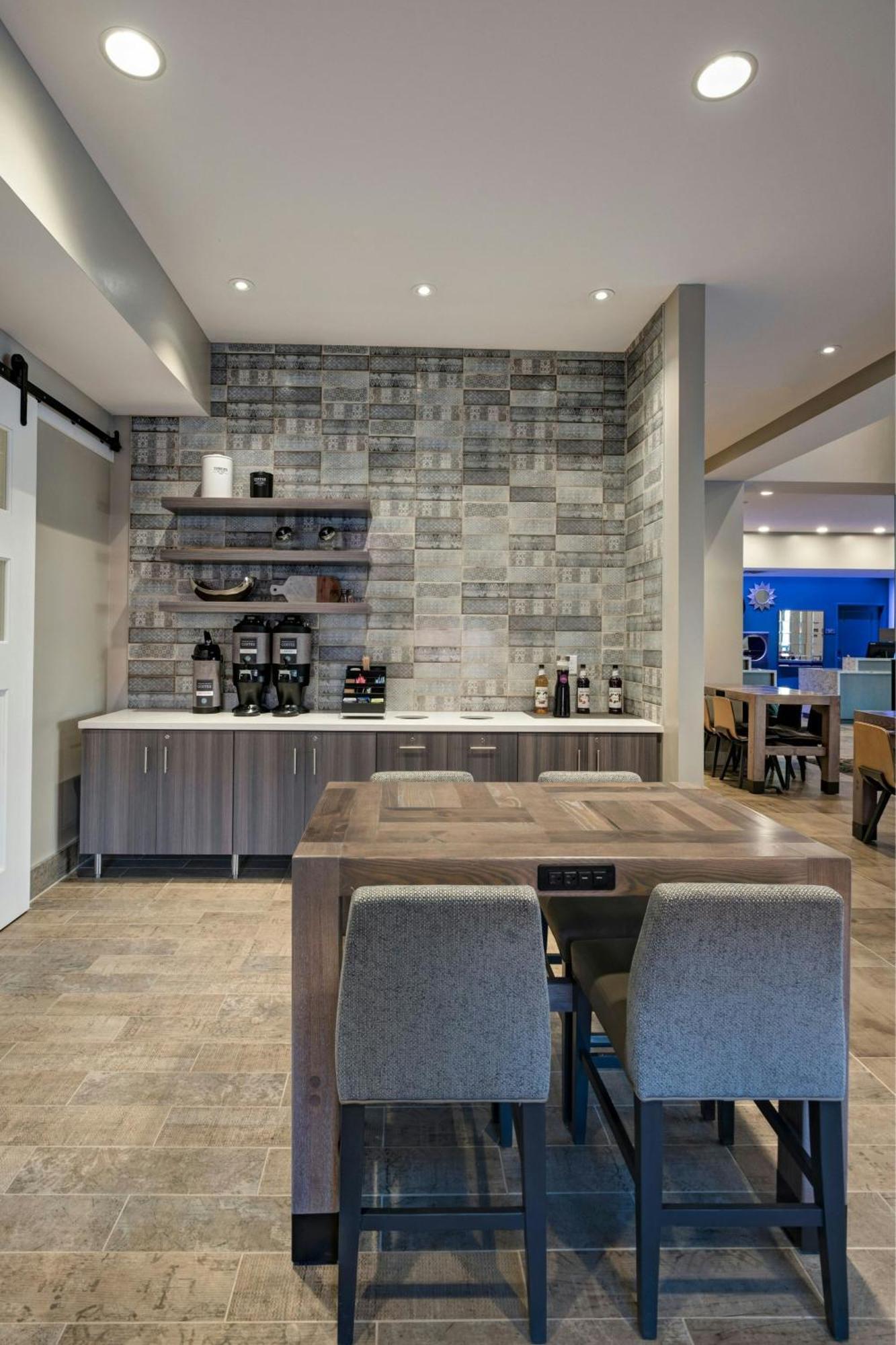 By Marriott St. Paul Downtown Hotel 3*