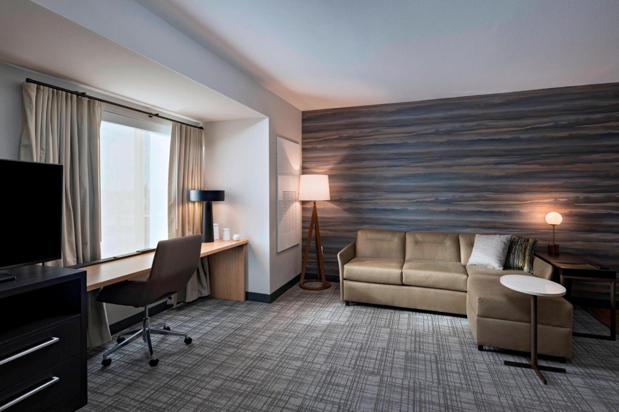 By Marriott St. Paul Downtown 3* Saint Paul